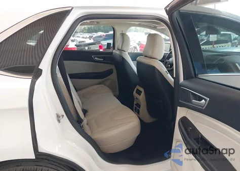 2020 Ford Edge Titanium z USA, uszkodzony, nr VIN 2FMPK3K99LBA66955